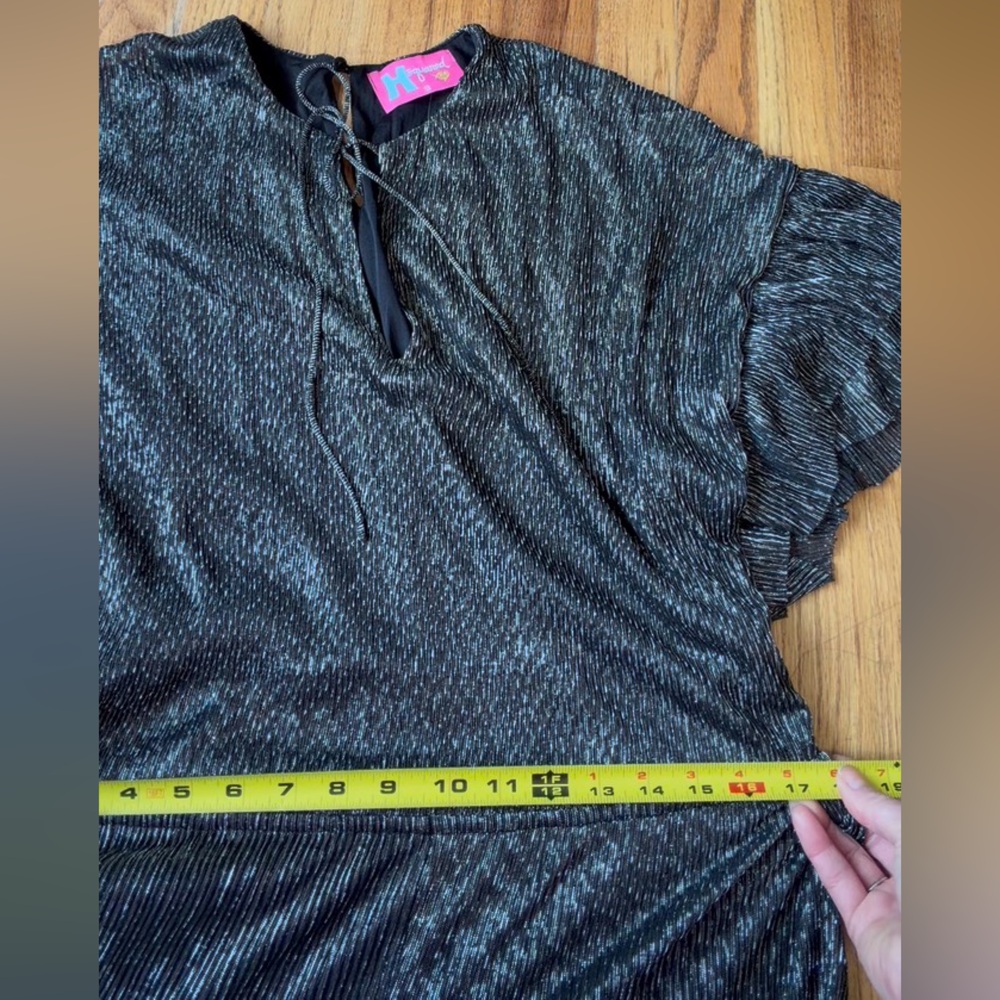 Metallic Romper - Picture 12 of 16